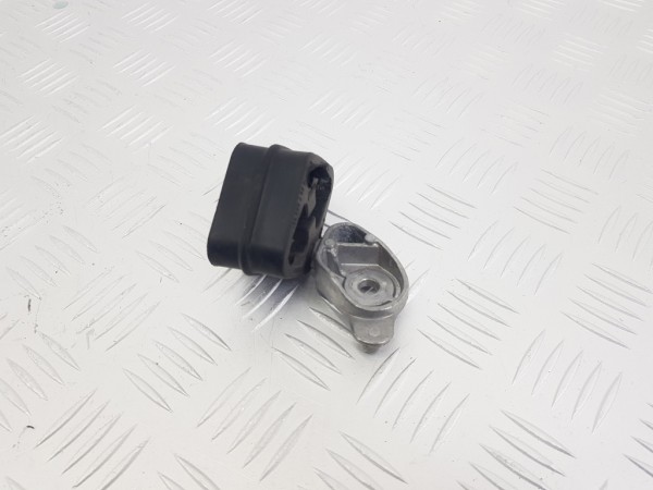 Кронштейн глушителя bmw x6 g06