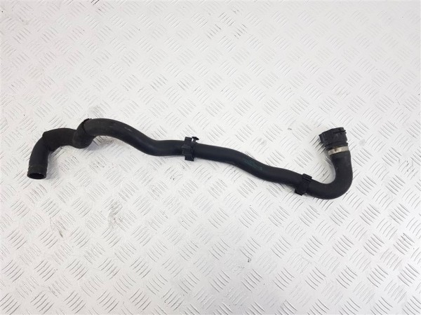 Патрубок радиатора bmw i8