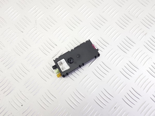 Усилитель антенны bmw 2 f45/f46