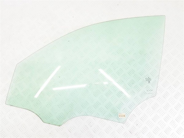 Стекло двери передней левой mercedes glc x253