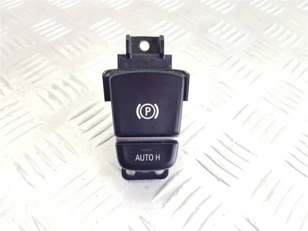 Кнопка ручного тормоза (ручника) bmw 6 g32