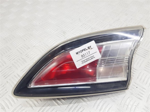 Фонарь крышки багажника правый mazda 3