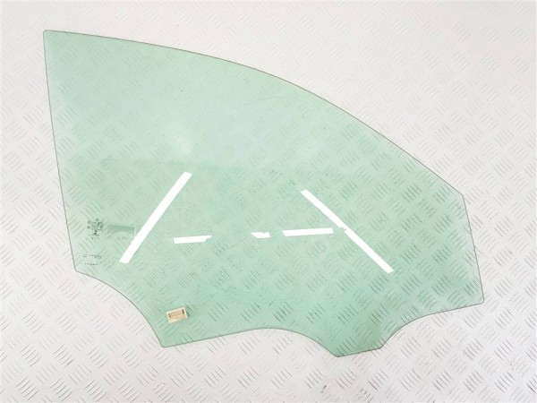 Стекло двери передней правой mercedes glc x253