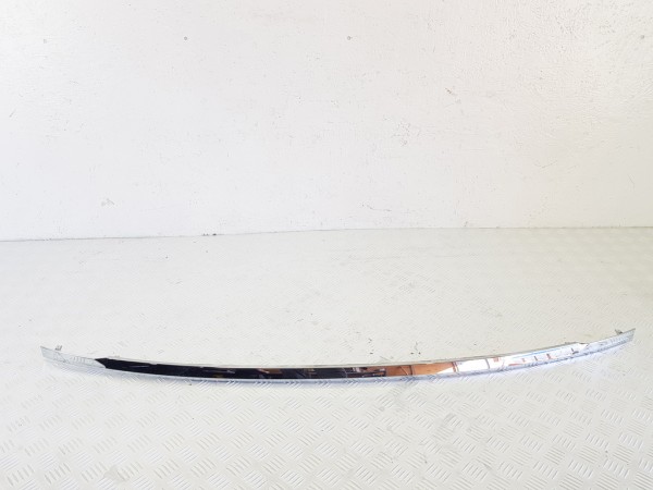 Накладка (молдинг) крышки багажника bmw x7 g07