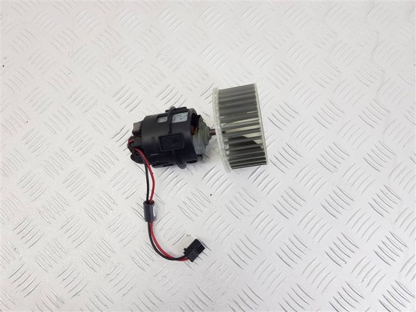 Моторчик печки bmw x7 g07