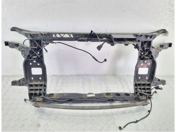 Передняя панель крепления облицовки (телевизор) hyundai tucson