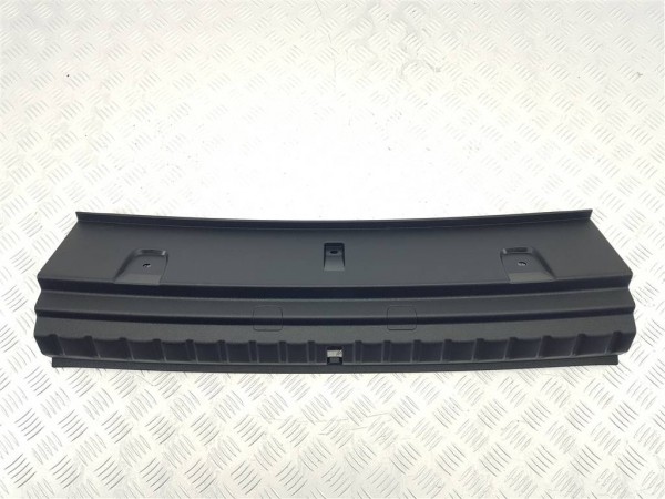 Накладка внутренняя на заднюю панель кузова (багажника) bmw 2 f44