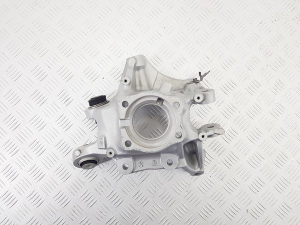 Кулак задний правый bmw 5 g30/g31