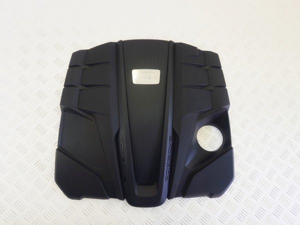 Декоративная крышка двигателя porsche macan