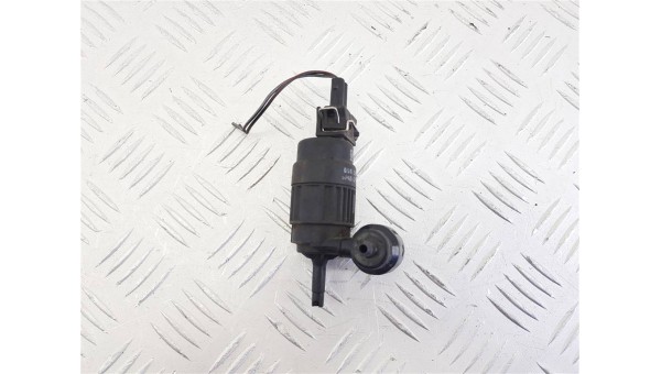 Насос (моторчик) омывателя стекла opel corsa c