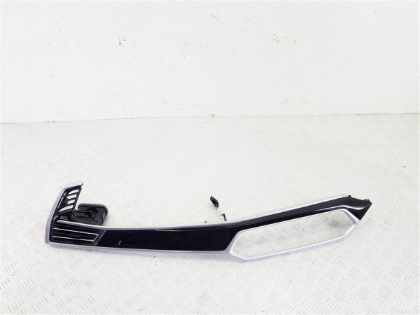 Накладка декоративная на торпедо bmw x7 g07