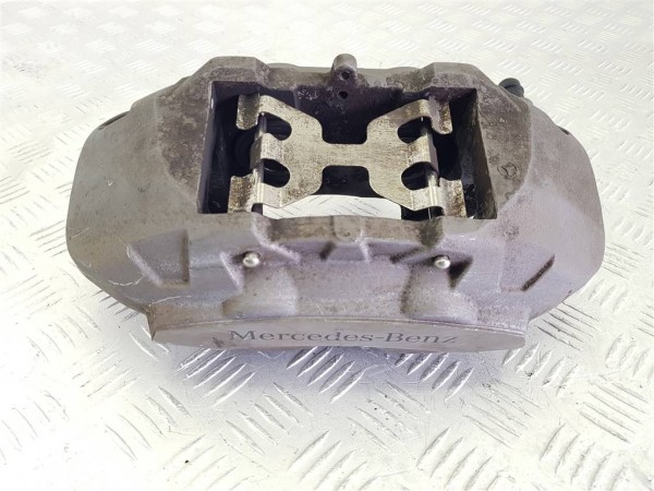 Суппорт передний правый mercedes glc x253