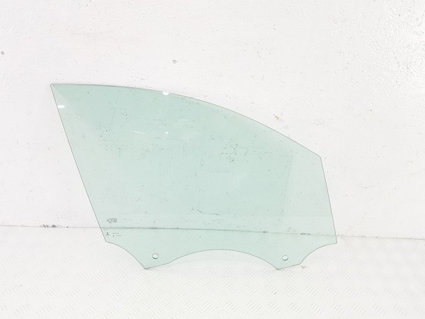 Стекло двери передней правой porsche macan