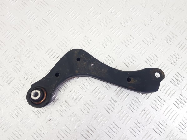 Рычаг задний правый lexus nx az20