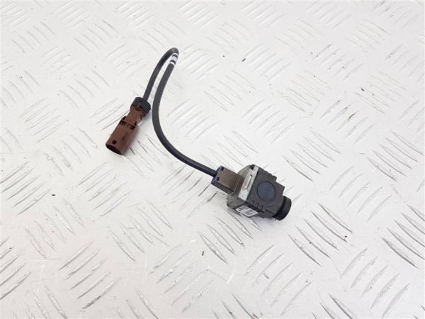 Камера заднего вида mercedes c w205