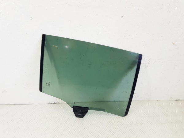 Стекло двери задней правой porsche panamera