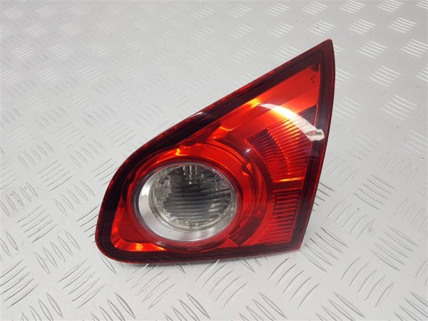 Фонарь крышки багажника правый nissan qashqai