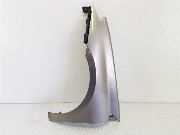 Крыло переднее левое renault laguna