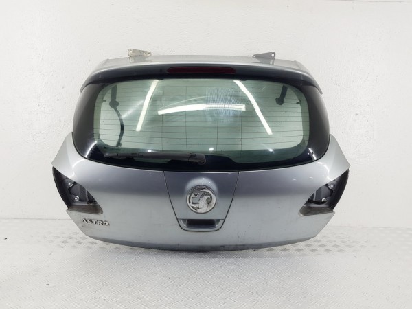 Крышка багажника opel astra j