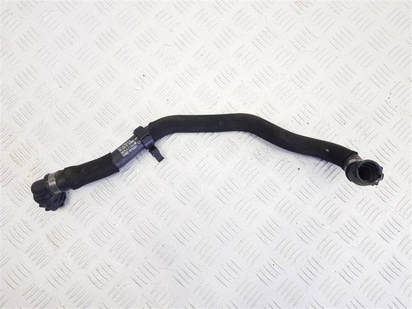 Патрубок расширительного бачка mercedes gle w167