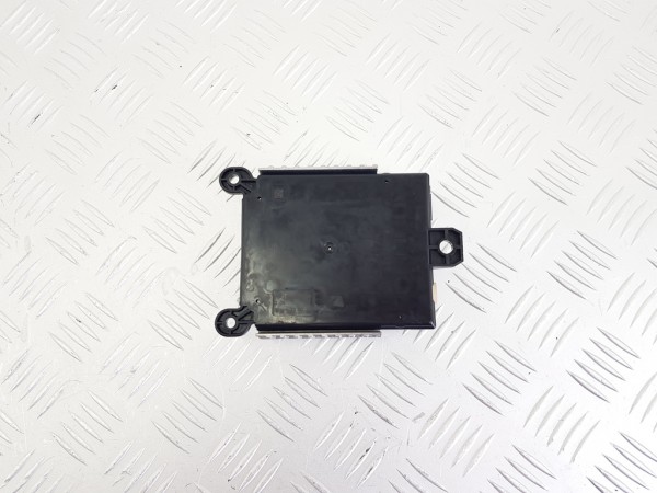 Блок мультимедиа mercedes e w214