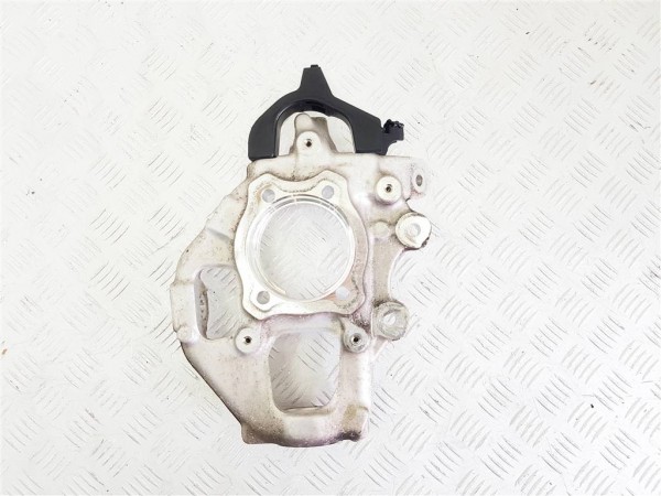 Кулак задний правый mercedes gle w167