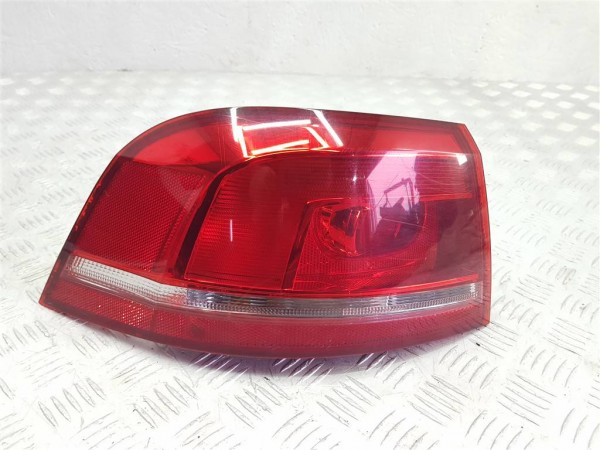 Фонарь задний левый volkswagen passat