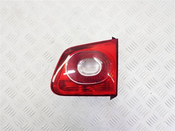 Фонарь крышки багажника правый volkswagen tiguan