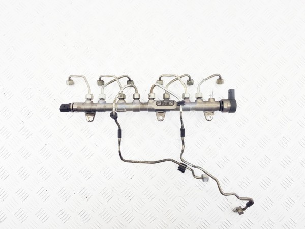 Топливная рампа bmw 7 g11/g12