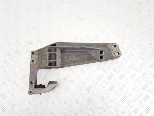 Кронштейн КПП bmw x4 f26